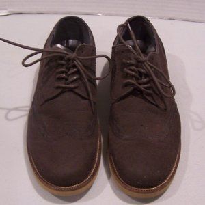 MEN'S GUESS BROWN SUEDE WING TIP OXFORDS S3423